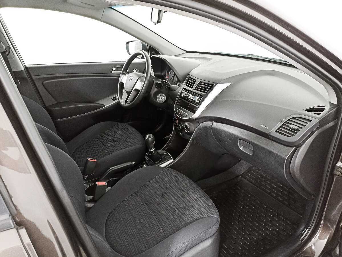 Б/У Хендай Солярис 2014 года. Фото: #8