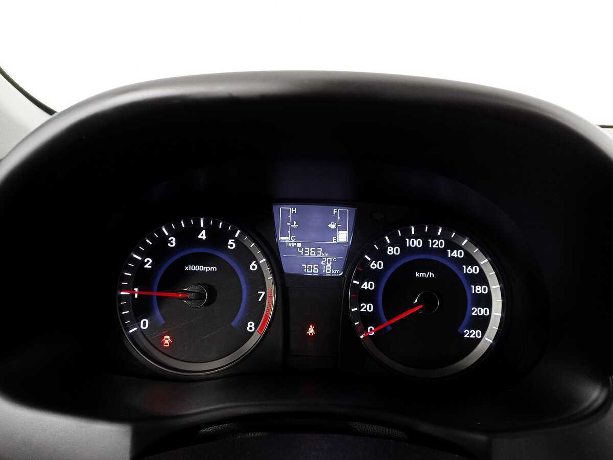 Б/У Хендай Солярис 2014 года. Фото: #10