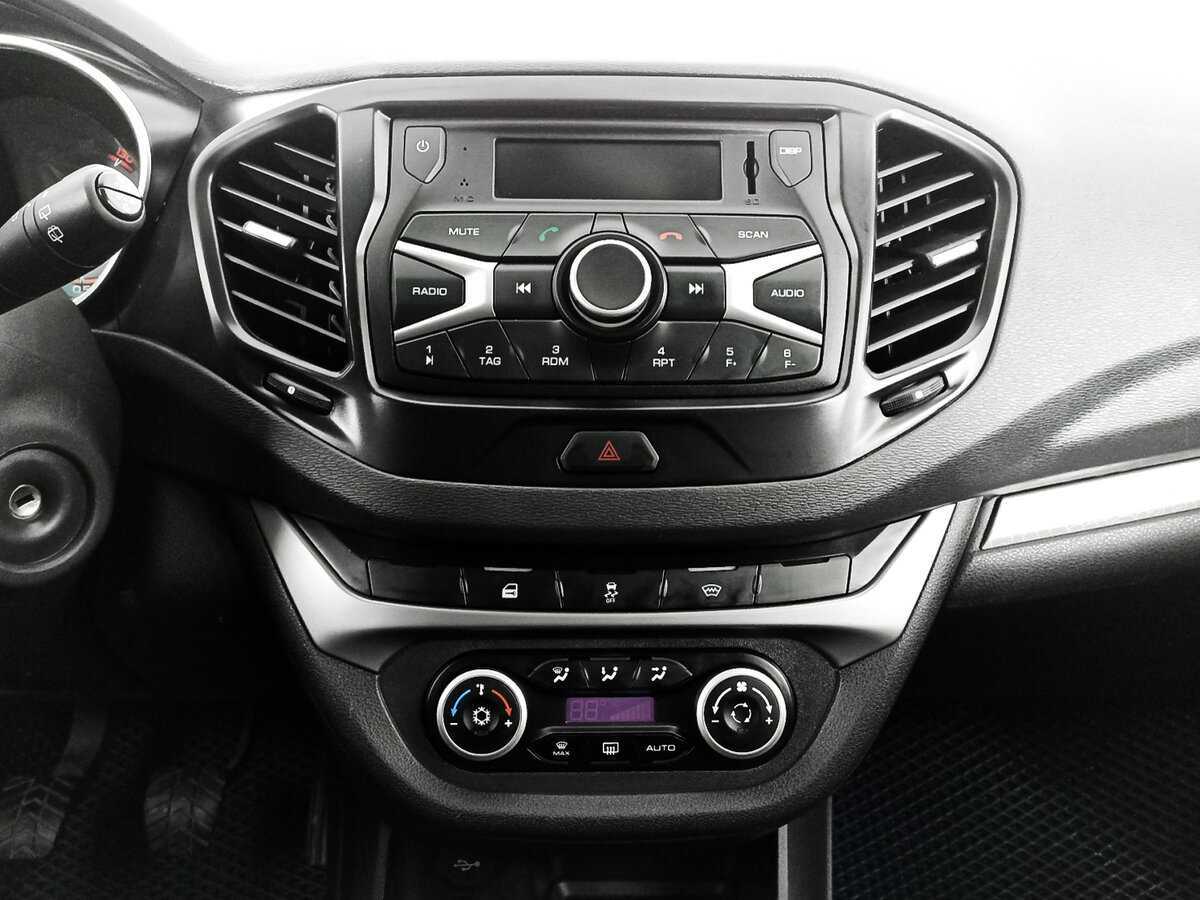 Б/У Лада (ВАЗ) Веста 2021 года. Фото: #12