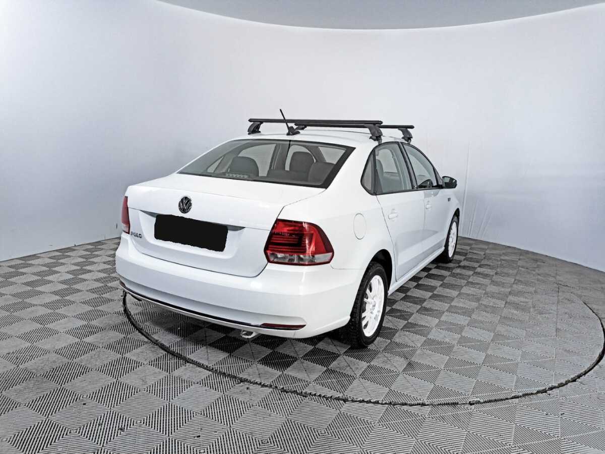 Б/У Фольксваген Поло 2017 года. Фото: #4