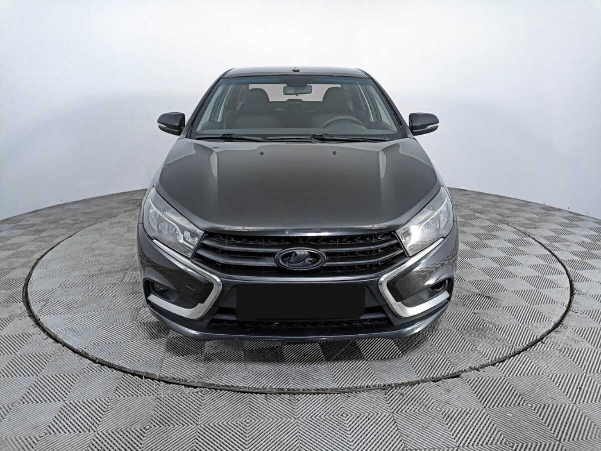 Б/У Лада (ВАЗ) Веста 2017 года. Фото: #1