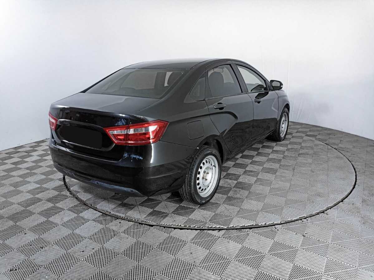 Б/У Лада (ВАЗ) Веста 2017 года. Фото: #4