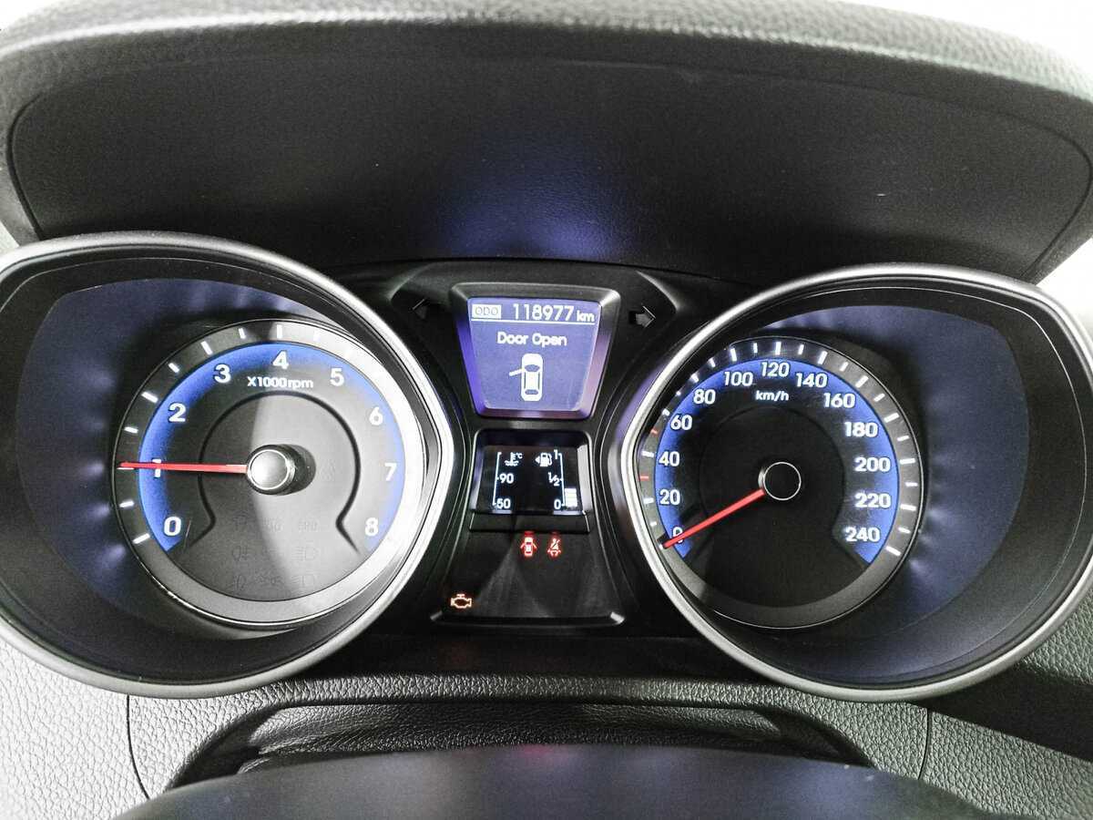 Б/У Хендай ай30 2012 года. Фото: #10