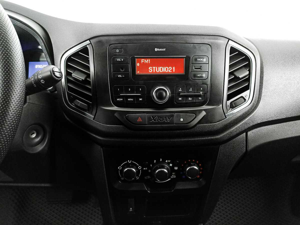 Б/У Лада (ВАЗ) ИКСРЭЙ 2018 года. Фото: #10