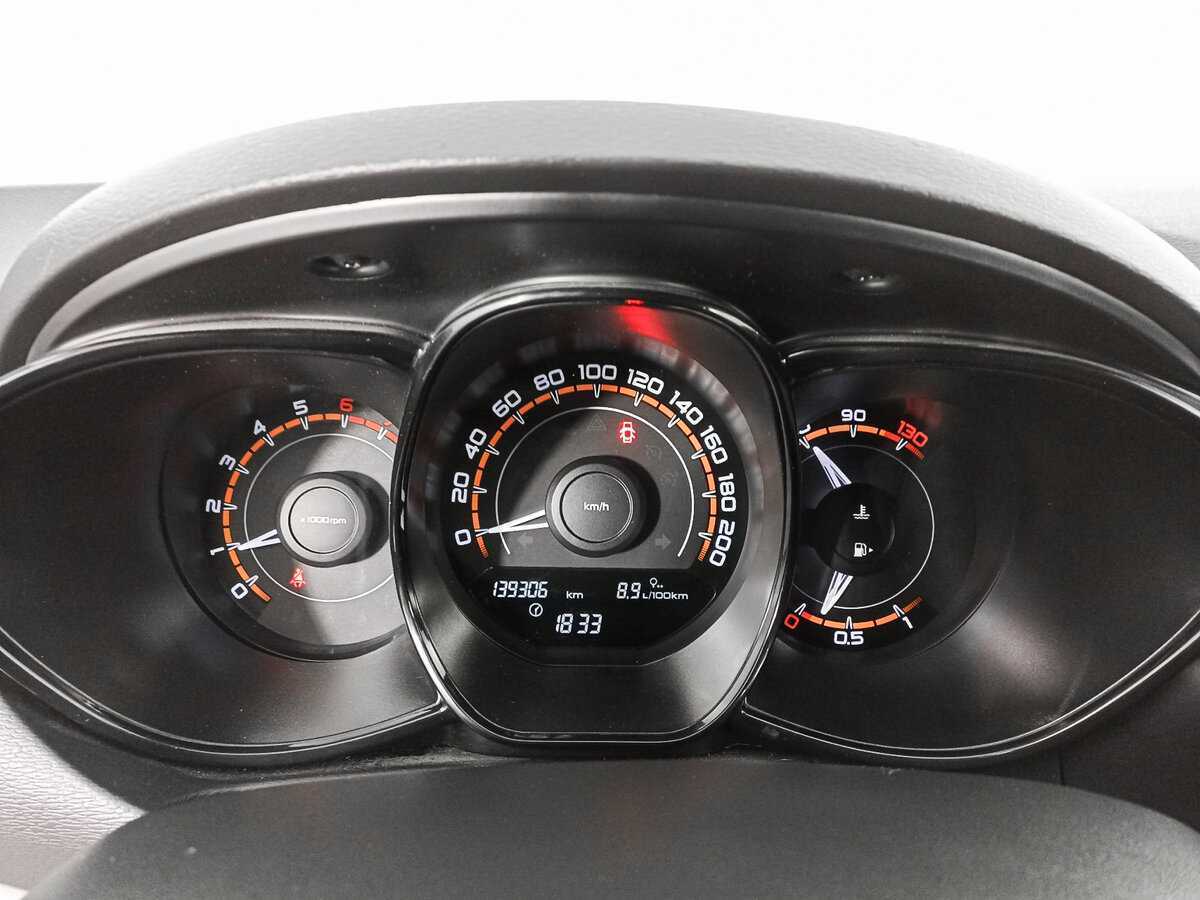 Б/У Лада (ВАЗ) Веста 2018 года. Фото: #10