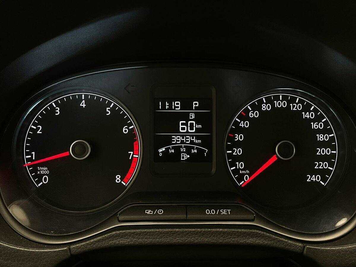 Б/У Фольксваген Поло 2018 года. Фото: #18