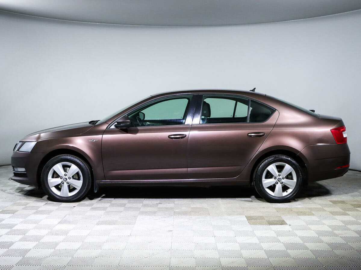 Б/У Шкода Октавия 2019 года. Фото: #7