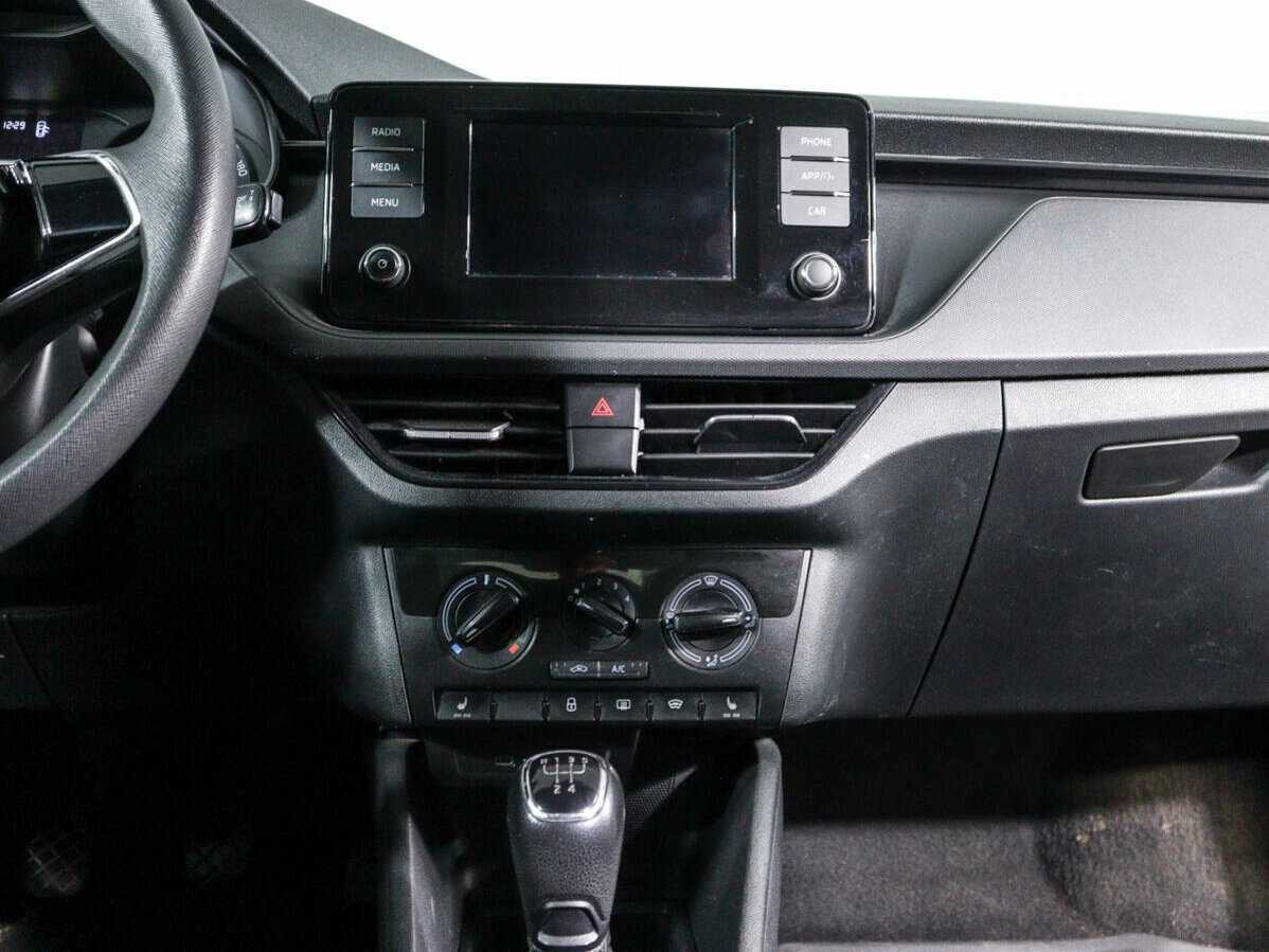 Б/У Шкода Рапид 2020 года. Фото: #10