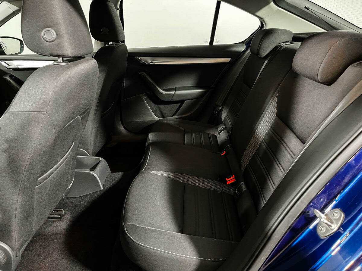 Б/У Шкода Октавия 2017 года. Фото: #9