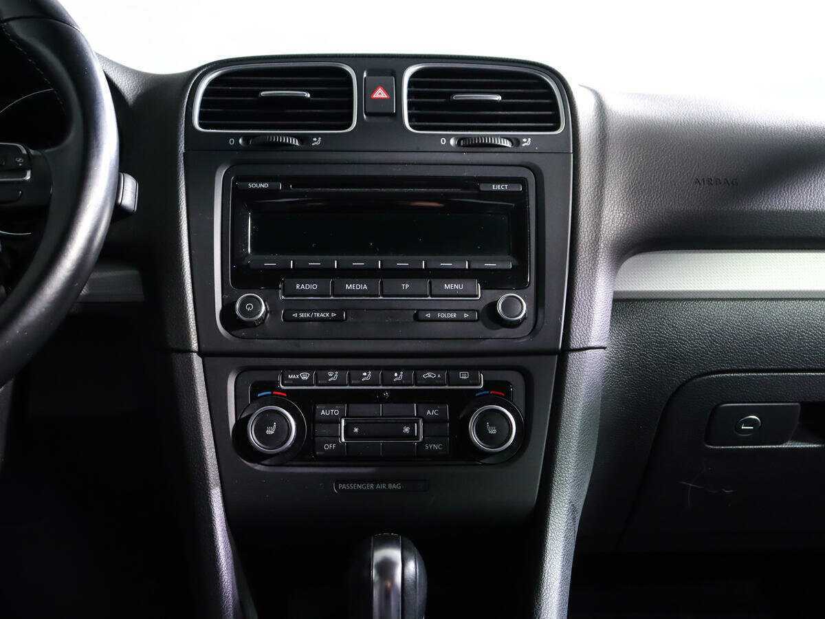 Б/У Фольксваген Гольф 2012 года. Фото: #10