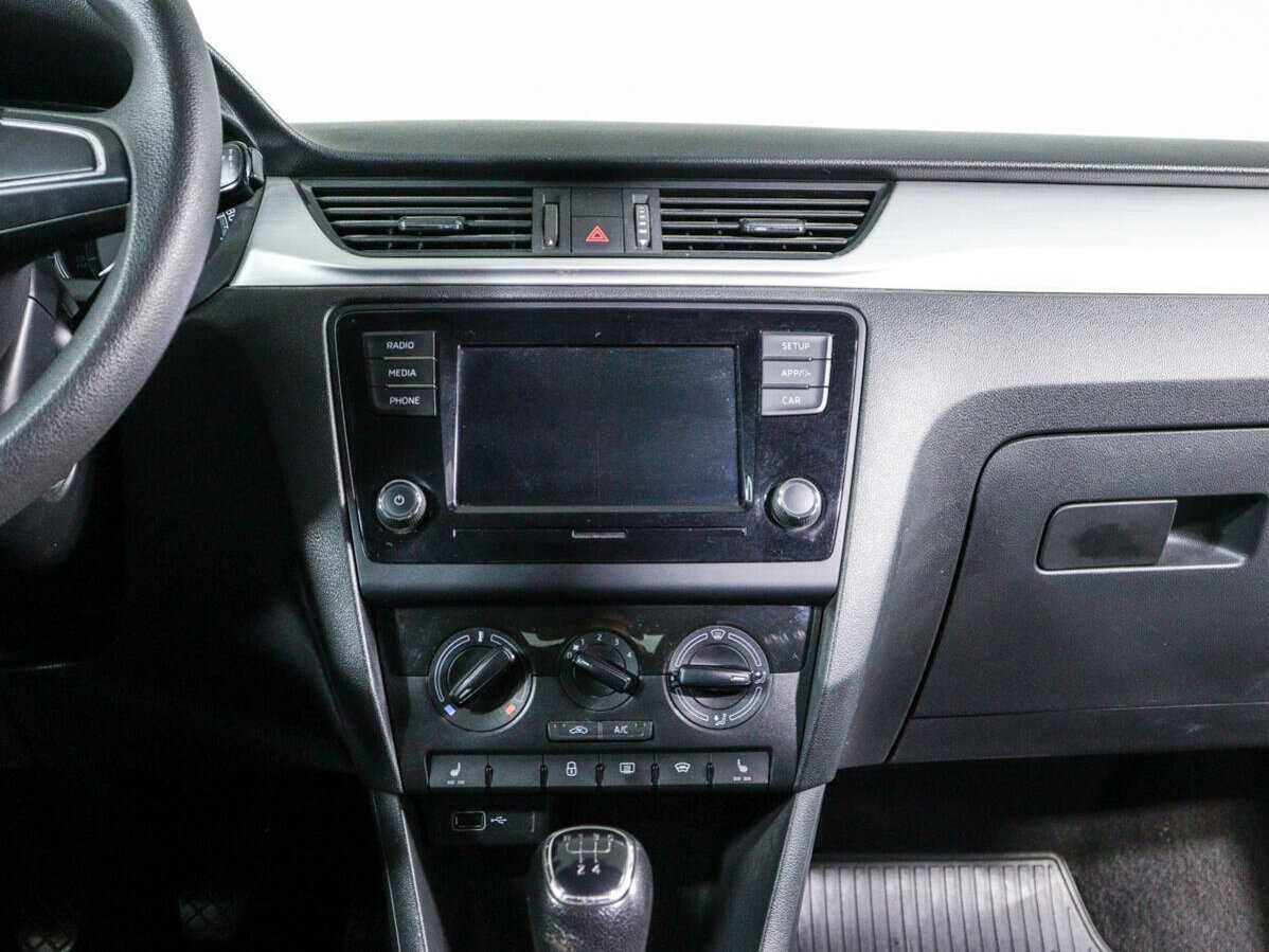 Б/У Шкода Рапид 2019 года. Фото: #10