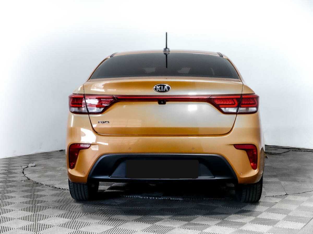 Б/У Киа Рио 2017 года. Фото: #4