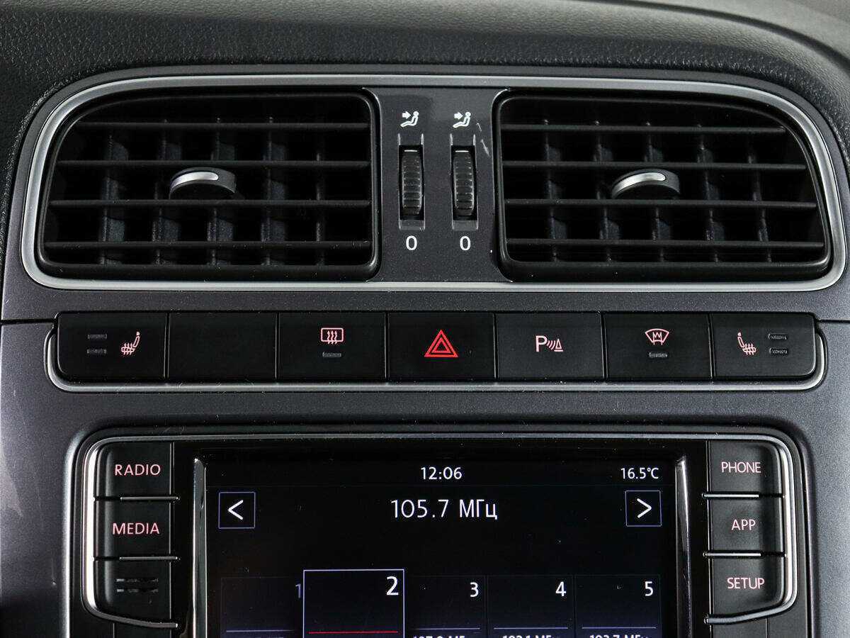 Б/У Фольксваген Поло 2018 года. Фото: #21