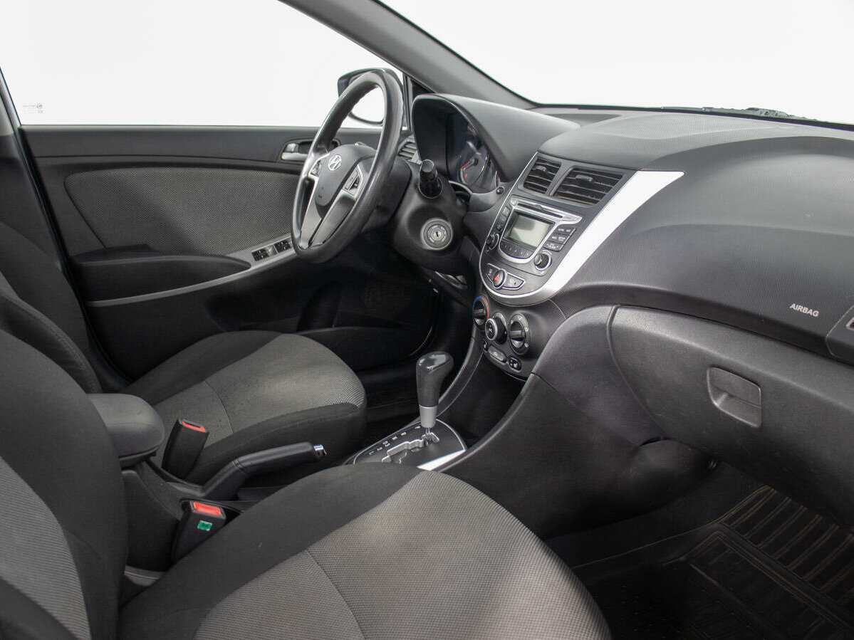 Б/У Хендай Солярис 2014 года. Фото: #8