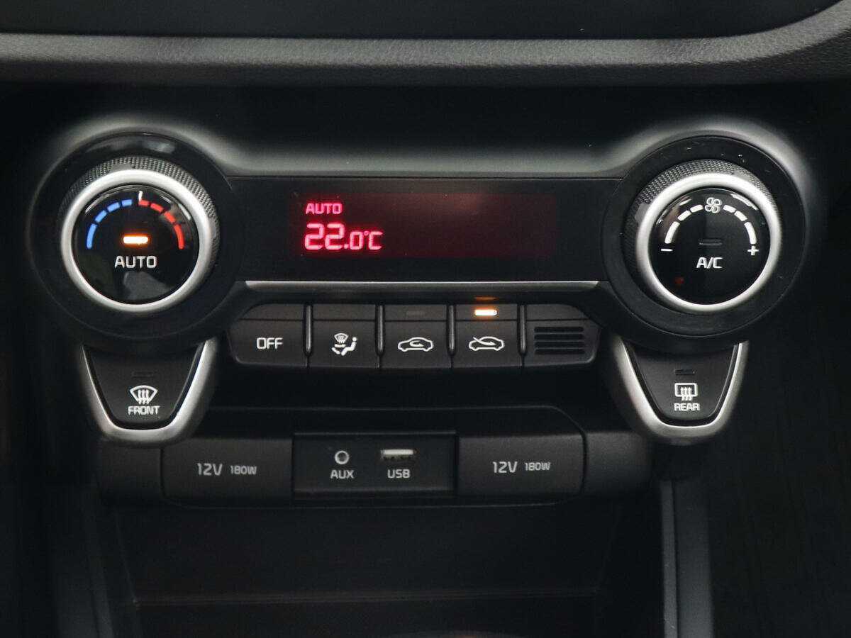 Б/У Киа Рио 2019 года. Фото: #14