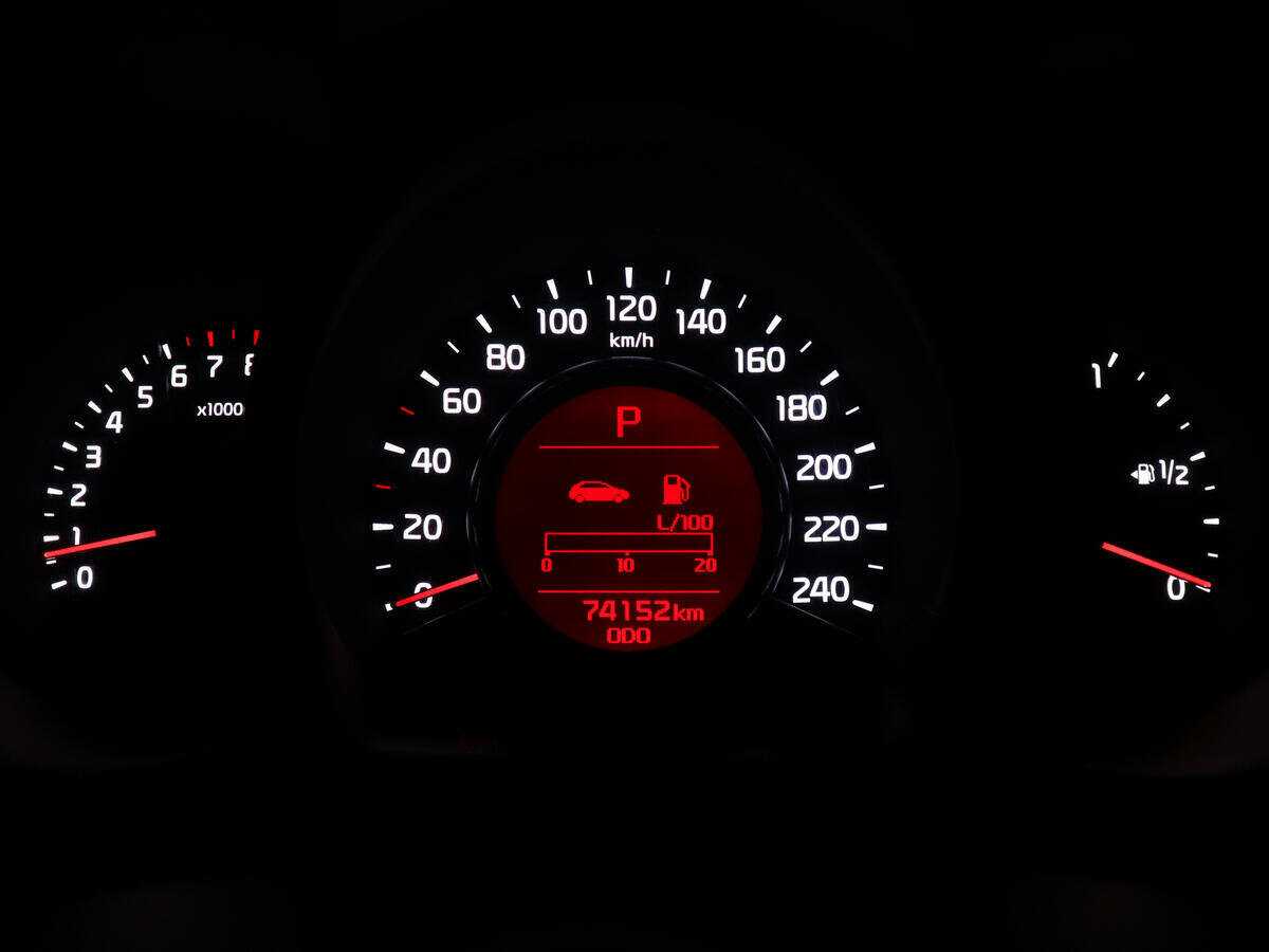 Б/У Киа Сид 2017 года. Фото: #9