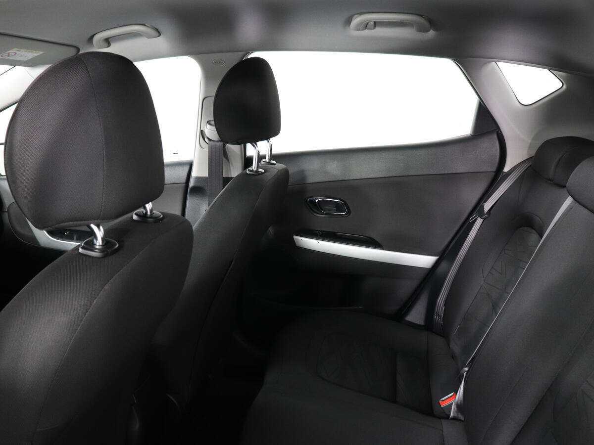 Б/У Киа Сид 2017 года. Фото: #10