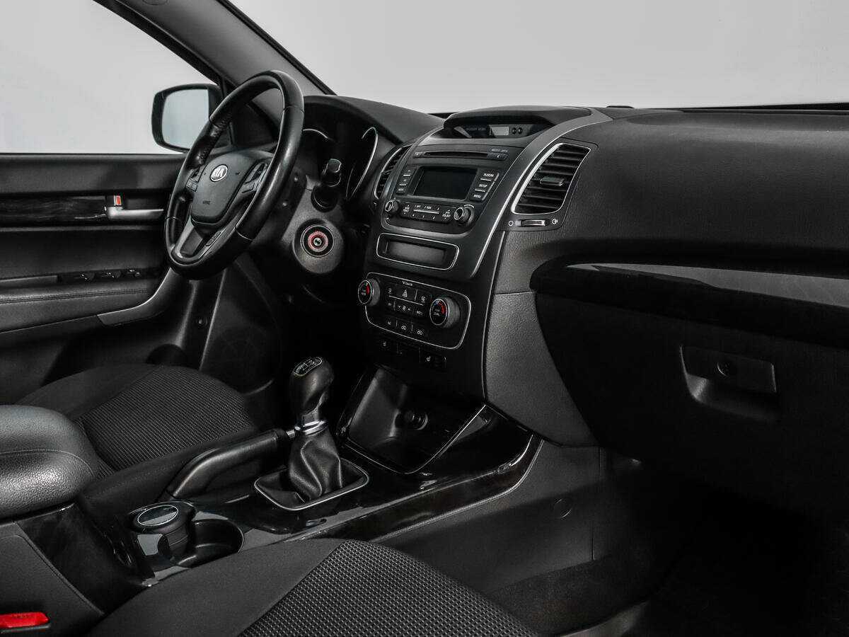 Б/У Киа Соренто 2015 года. Фото: #10