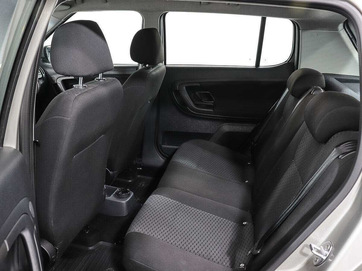 Б/У Шкода Фабия 2012 года. Фото: #9