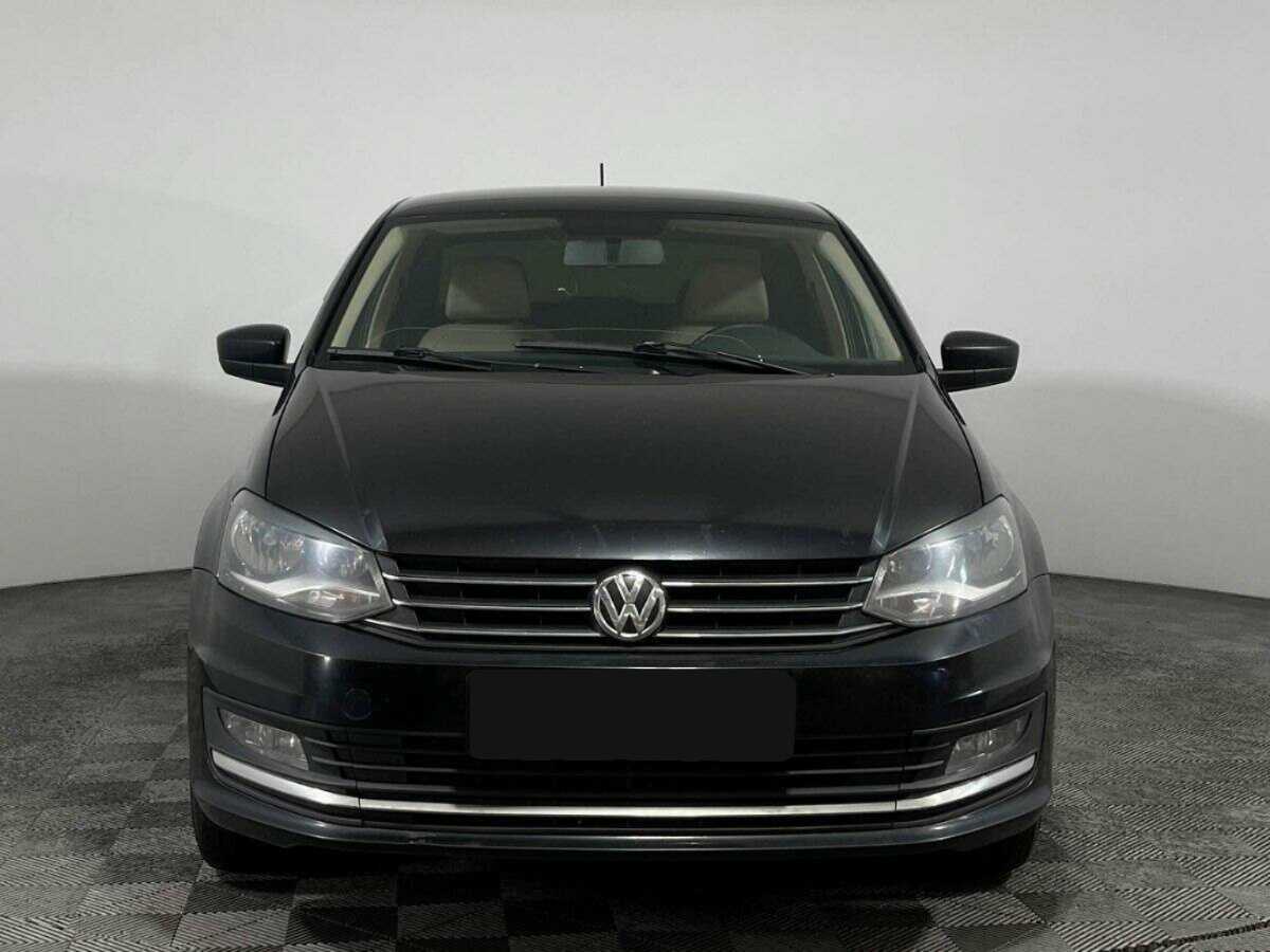 Б/У Фольксваген Поло 2016 года. Фото: #1