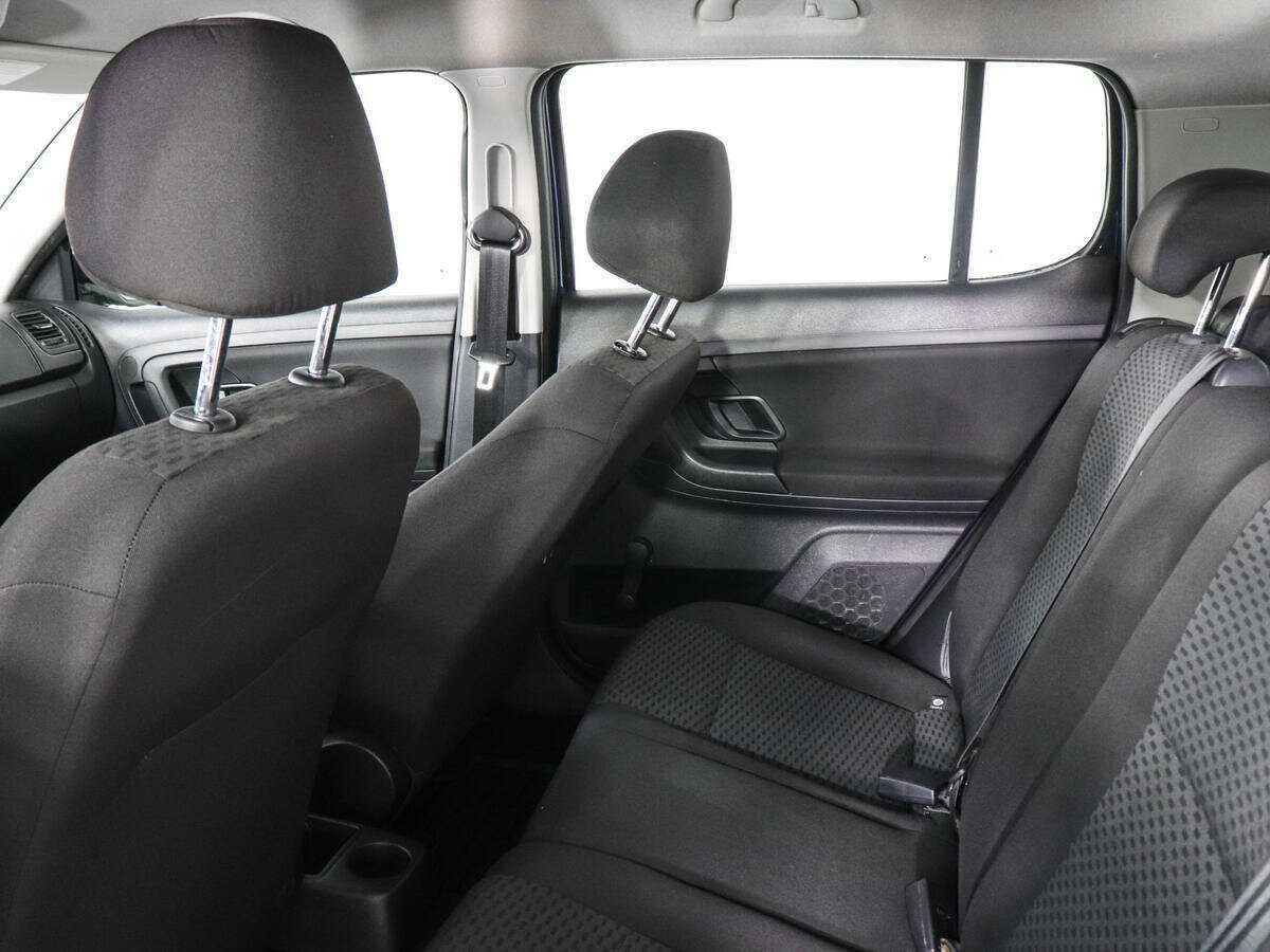 Б/У Шкода Фабия 2013 года. Фото: #7