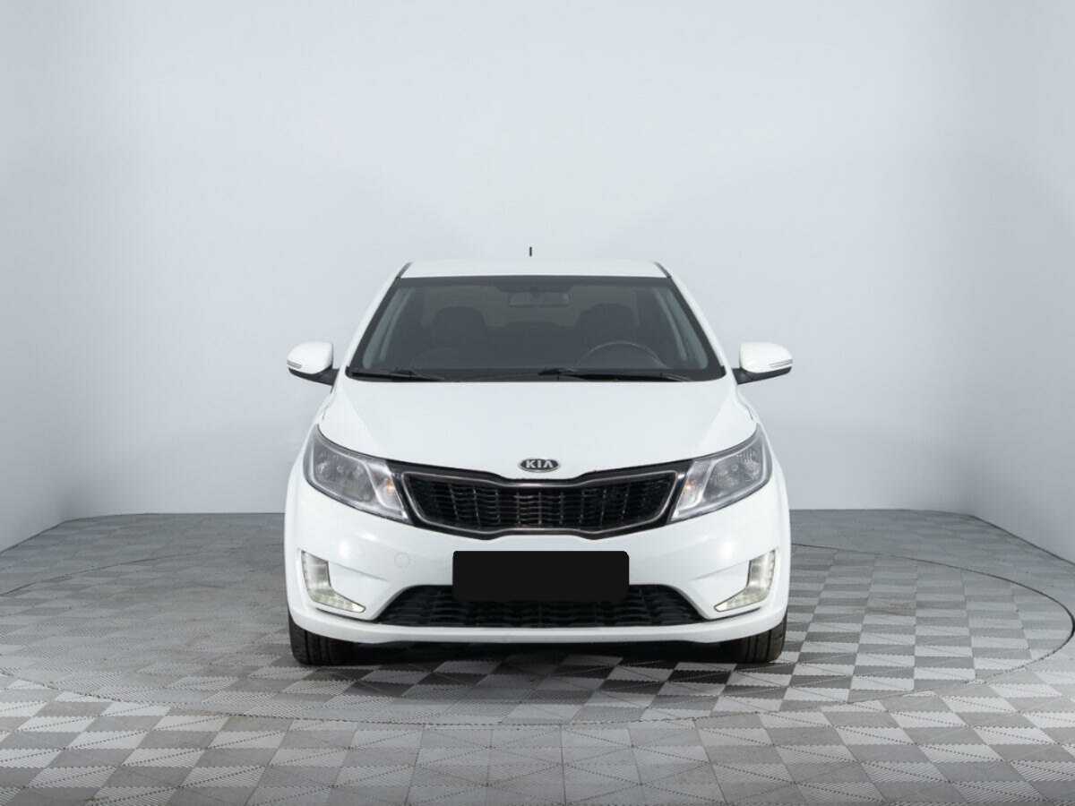 Б/У Киа Рио 2012 года. Фото: #1