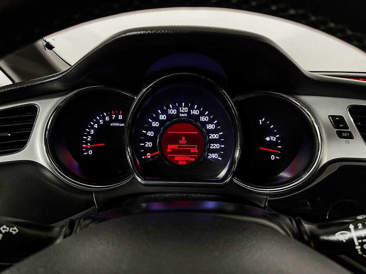 Б/У Киа Сид 2015 года. Фото: #8