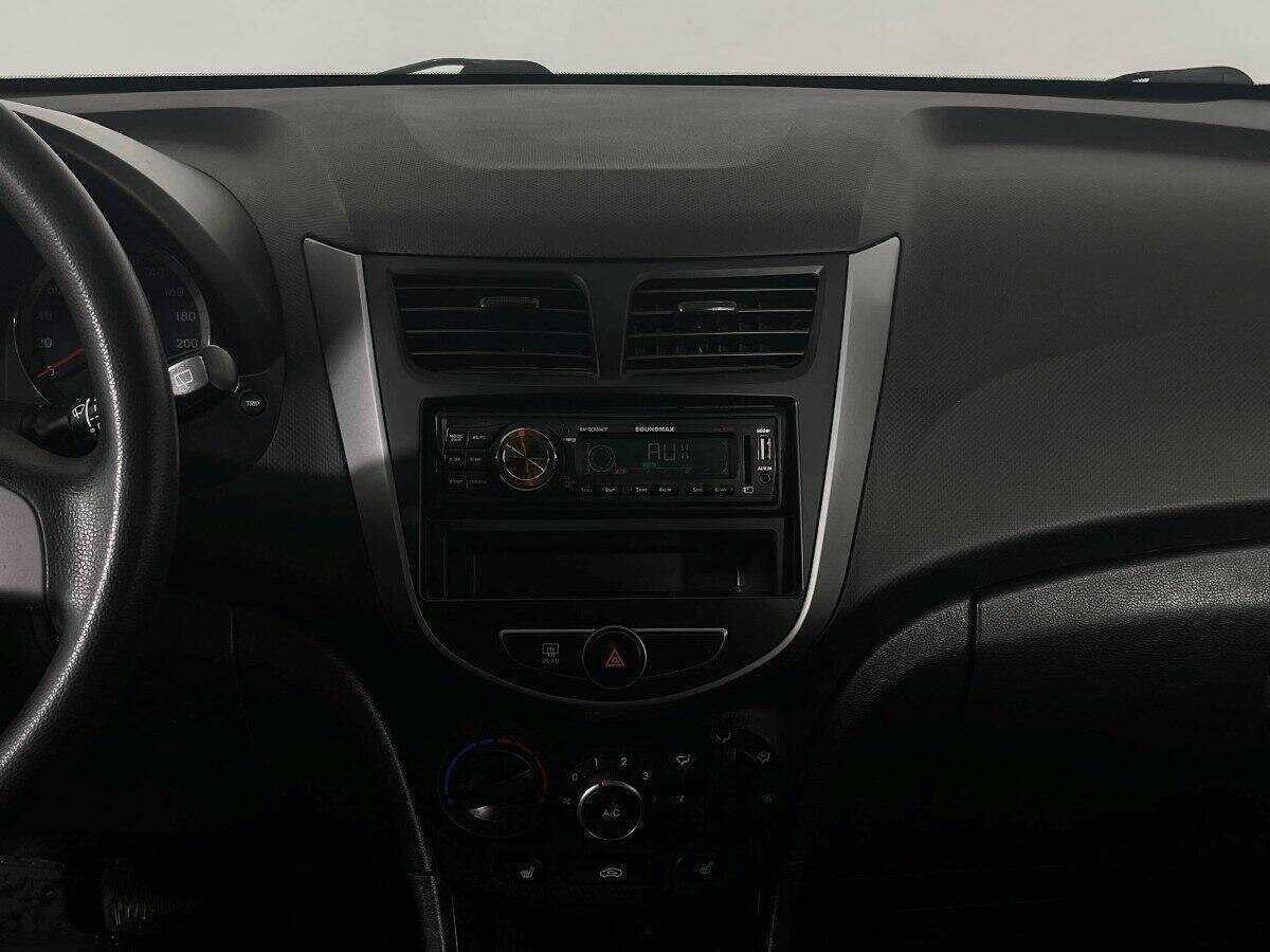 Б/У Хендай Солярис 2016 года. Фото: #11