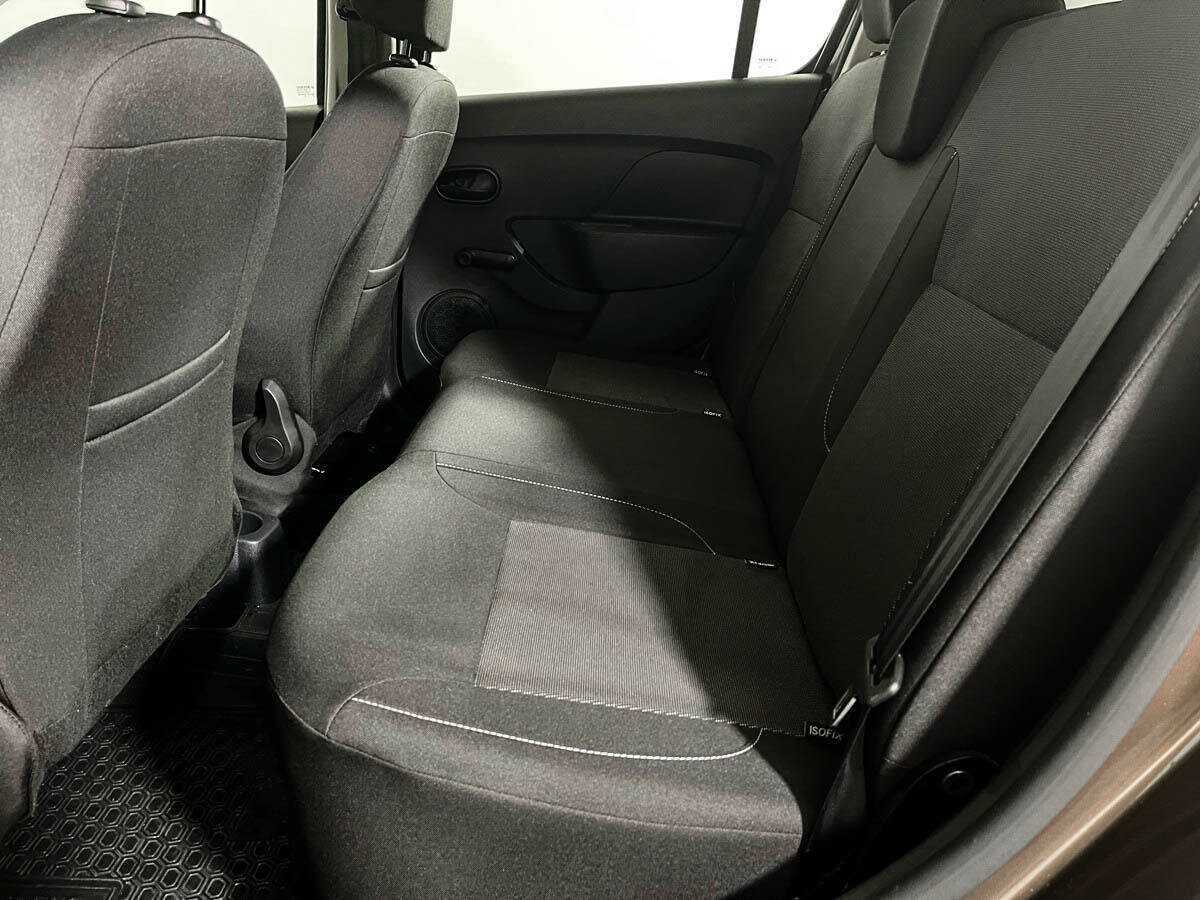 Б/У Рено Сандеро 2019 года. Фото: #8