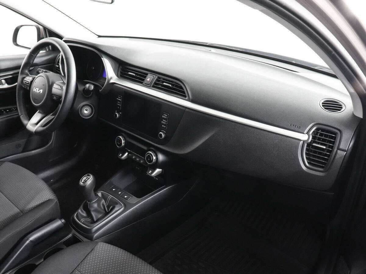 Б/У Киа Рио 2022 года. Фото: #9