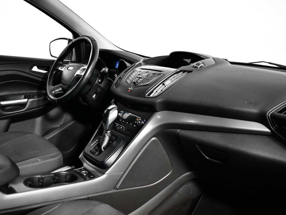 Б/У Форд Куга 2015 года. Фото: #8