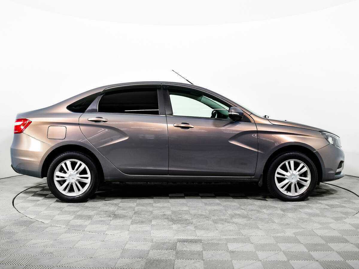 Б/У Лада (ВАЗ) Веста 2019 года. Фото: #3