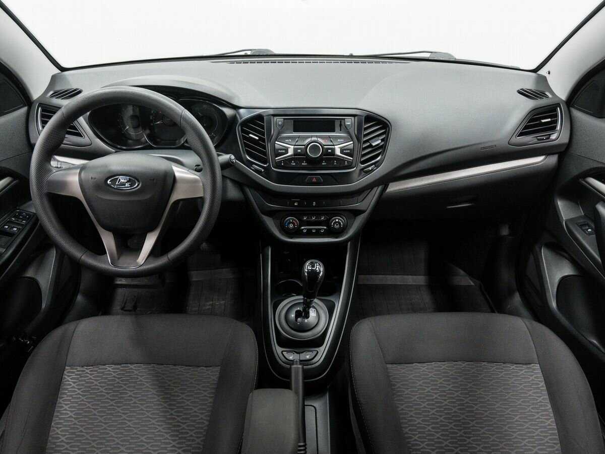 Б/У Лада (ВАЗ) Веста 2017 года. Фото: #10