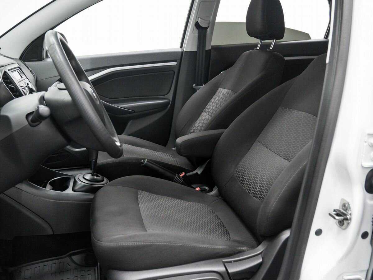 Б/У Лада (ВАЗ) Веста 2017 года. Фото: #13