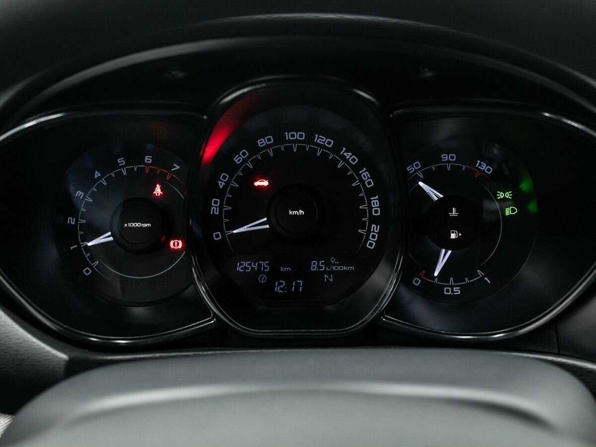 Б/У Лада (ВАЗ) Веста 2017 года. Фото: #20