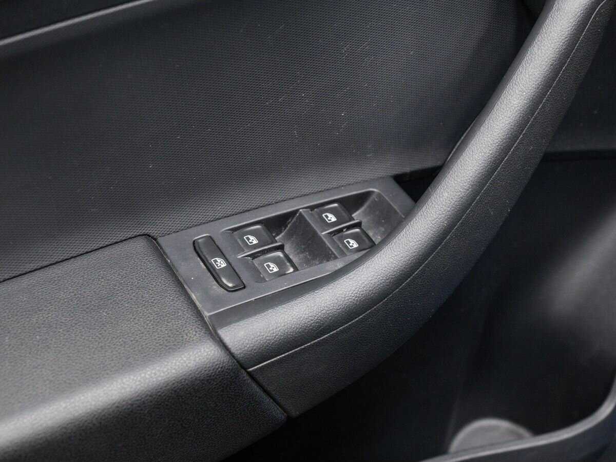 Б/У Шкода Рапид 2021 года. Фото: #15