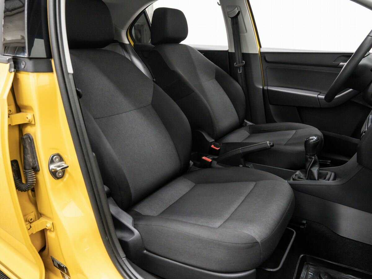 Б/У Шкода Рапид 2017 года. Фото: #10