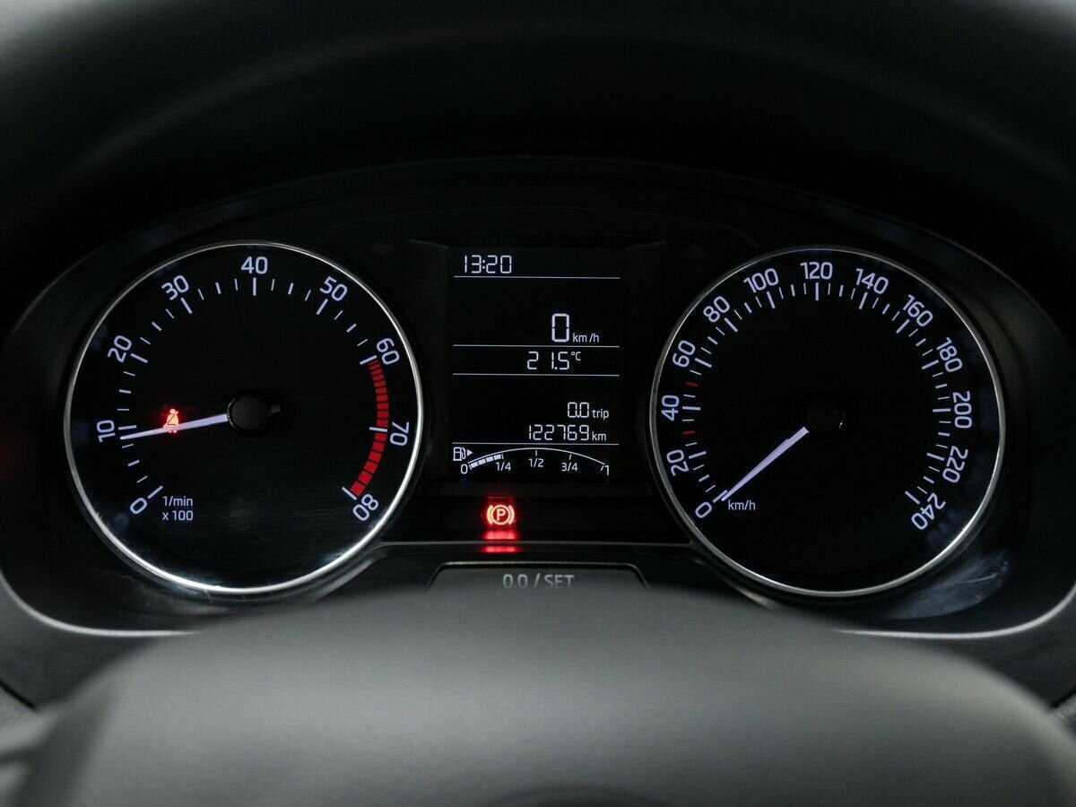 Б/У Шкода Рапид 2017 года. Фото: #20