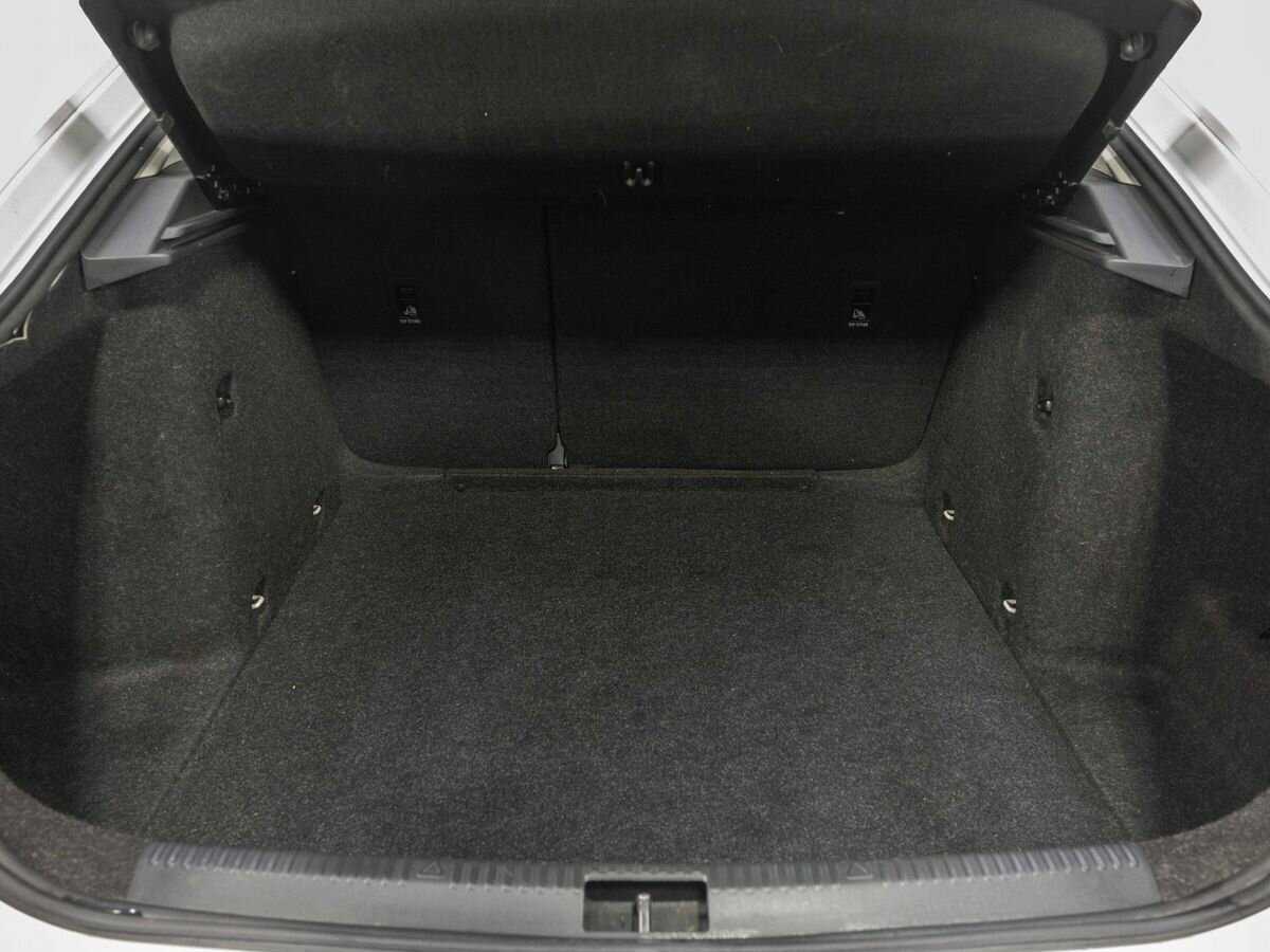 Б/У Шкода Октавия 2018 года. Фото: #20