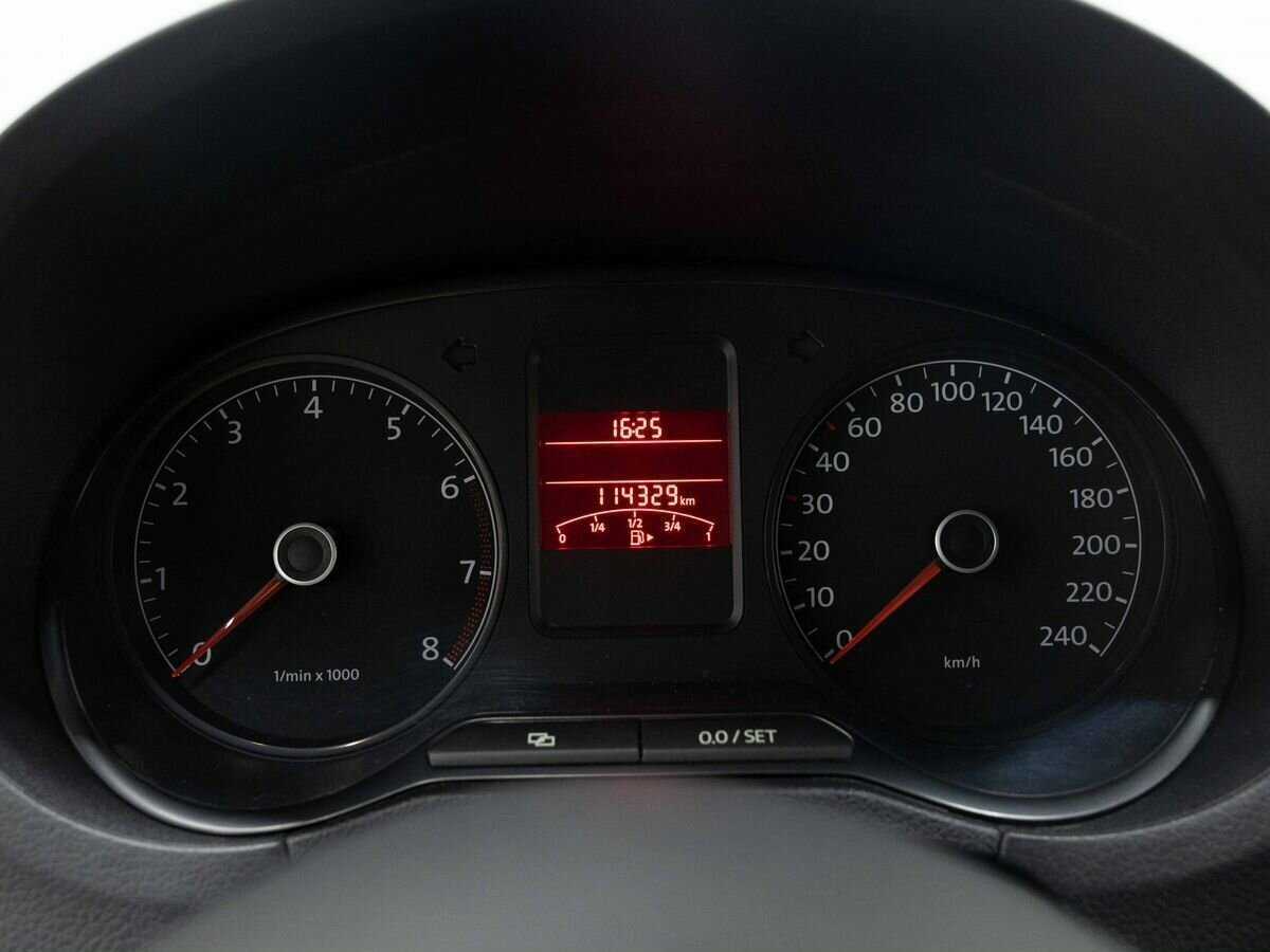 Б/У Фольксваген Поло 2014 года. Фото: #13