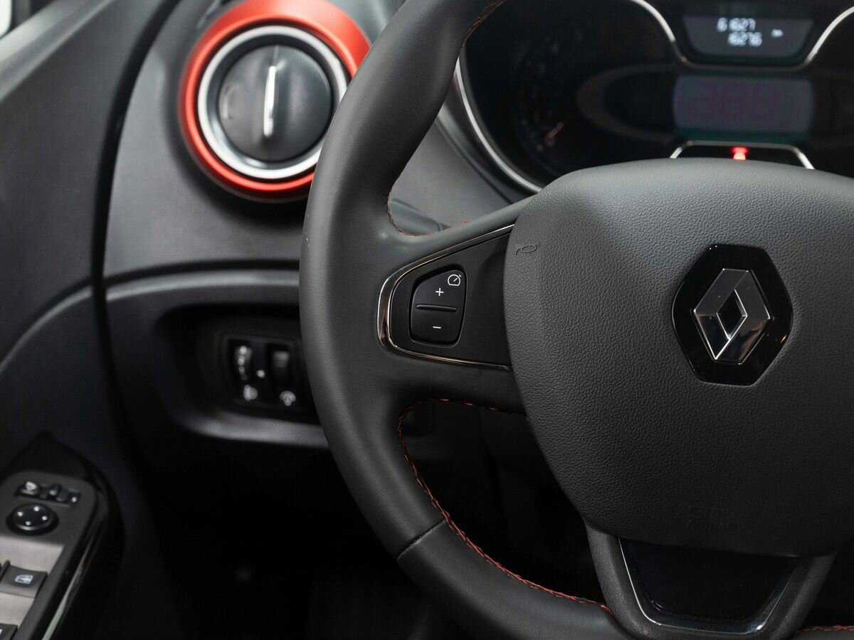 Б/У Рено Каптюр 2019 года. Фото: #17