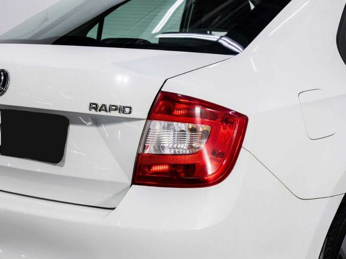 Б/У Шкода Рапид 2015 года. Фото: #21