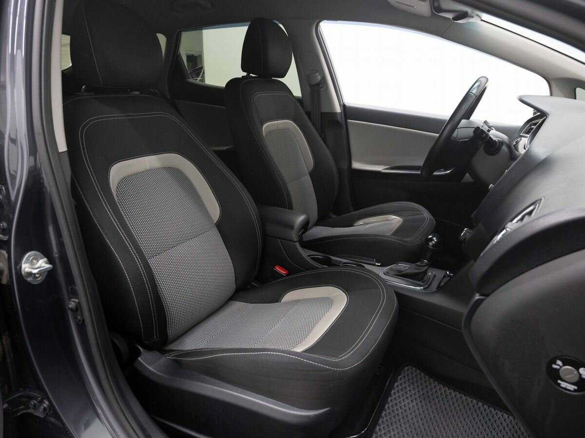 Б/У Киа Сид 2017 года. Фото: #13