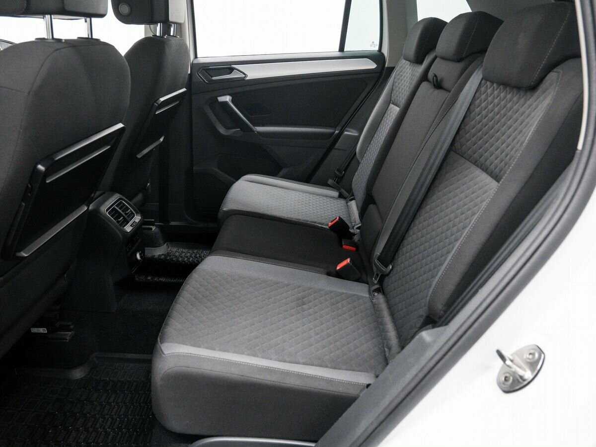 Б/У Фольксваген Тигуан 2017 года. Фото: #12