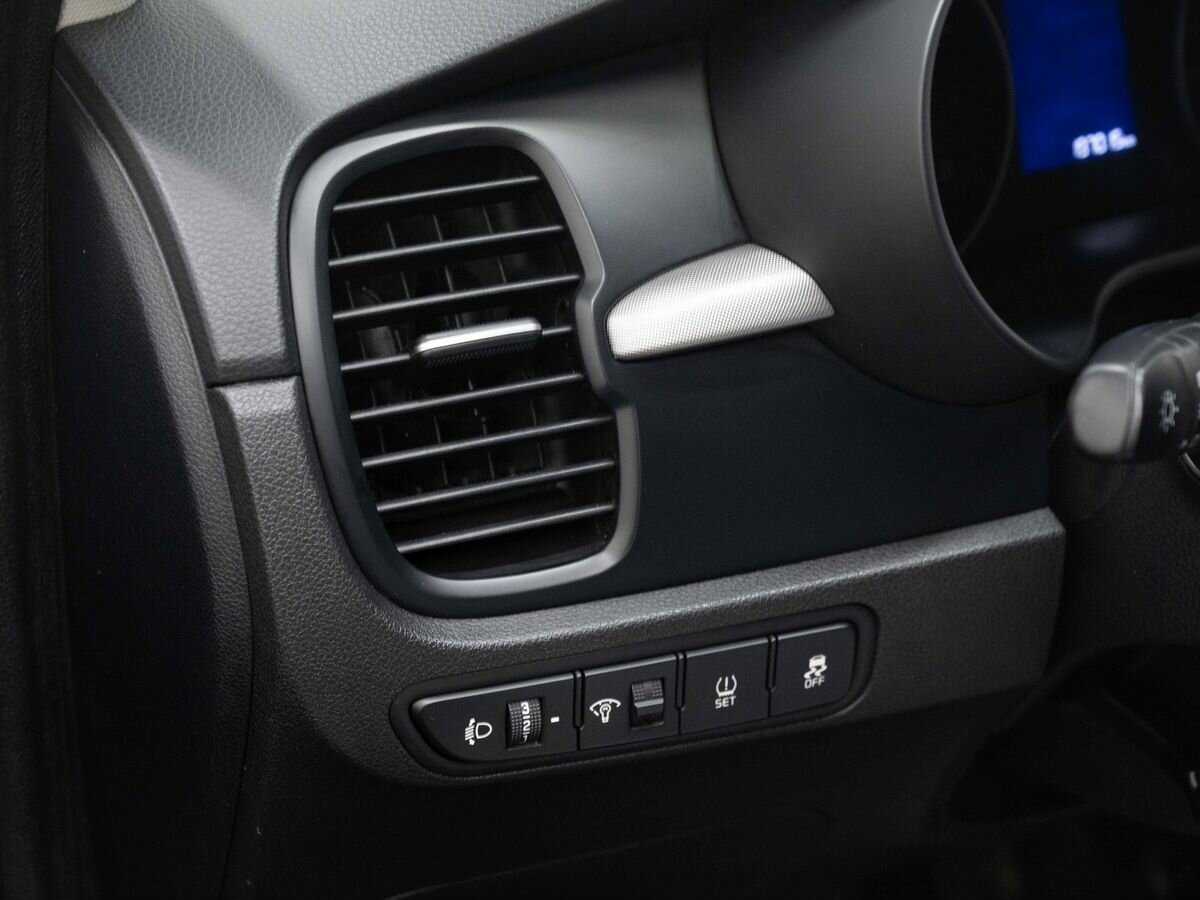 Б/У Киа Рио 2017 года. Фото: #17