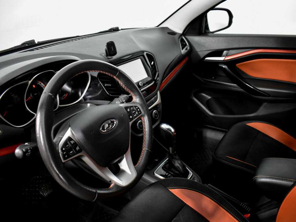 Б/У Лада (ВАЗ) Веста 2020 года. Фото: #6