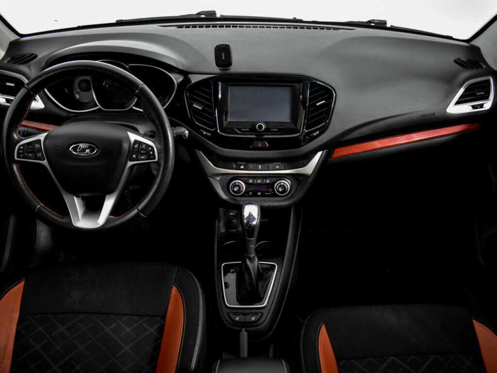 Б/У Лада (ВАЗ) Веста 2020 года. Фото: #9