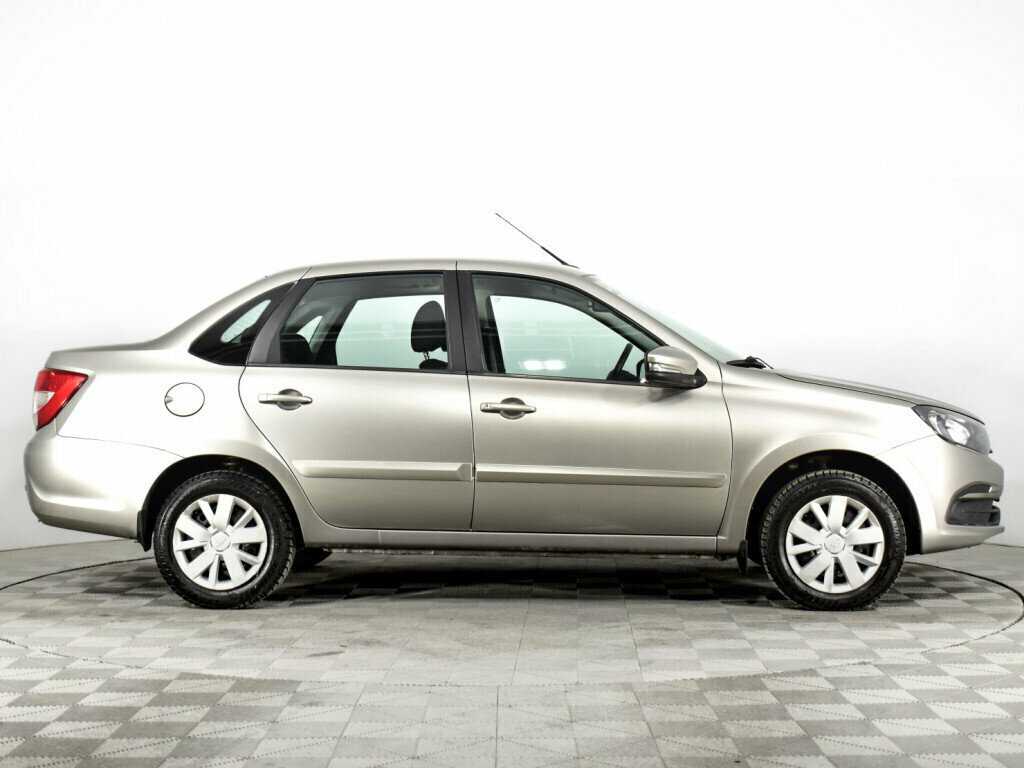 Б/У Лада (ВАЗ) Гранта 2020 года. Фото: #3