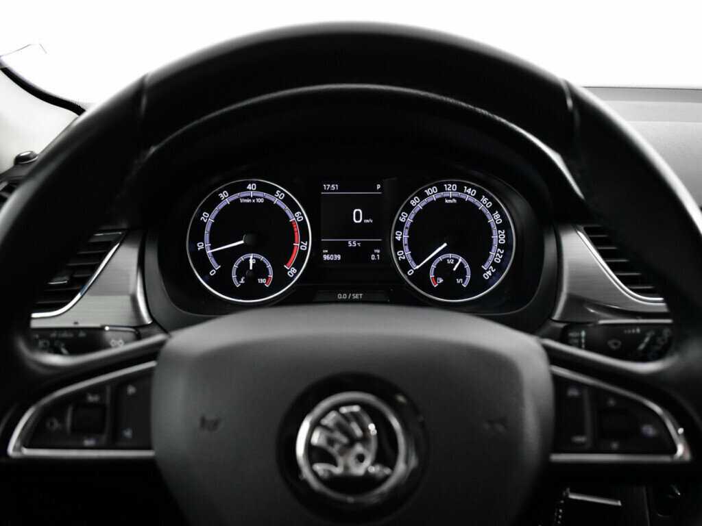 Б/У Шкода Рапид 2018 года. Фото: #10