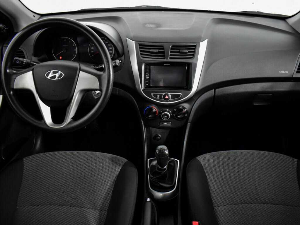 Б/У Хендай Солярис 2013 года. Фото: #8